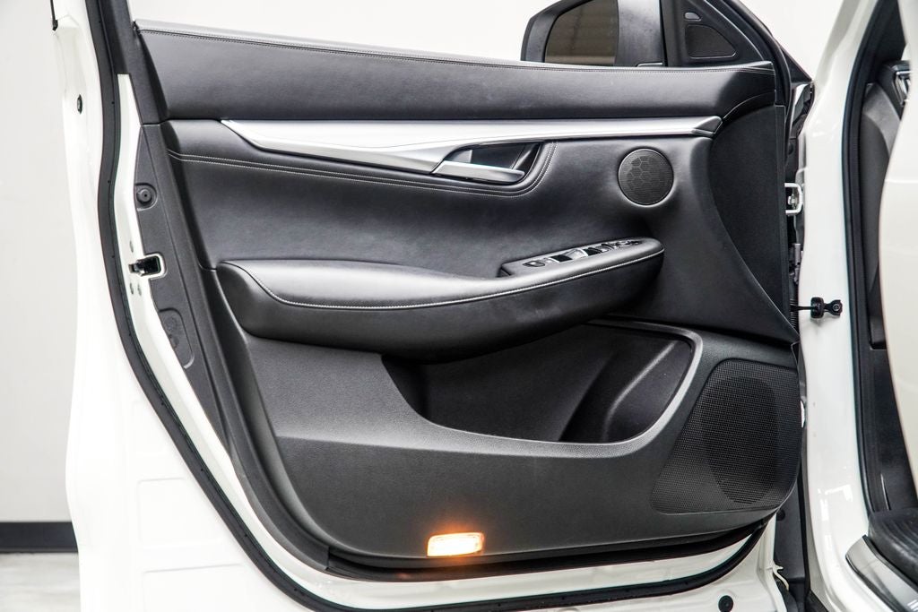 2023 INFINITI QX55 LUXE