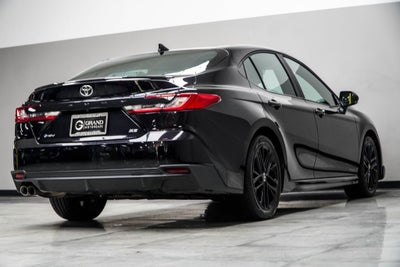 2026 Toyota Camry SE