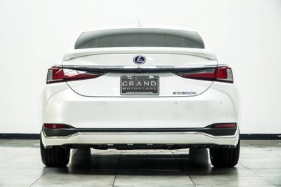2020 Lexus ES 300h Ultra Luxury