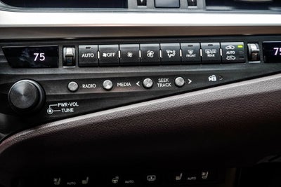 2020 Lexus ES 300h Ultra Luxury