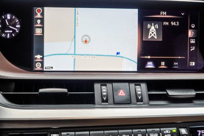 2020 Lexus ES 300h Ultra Luxury