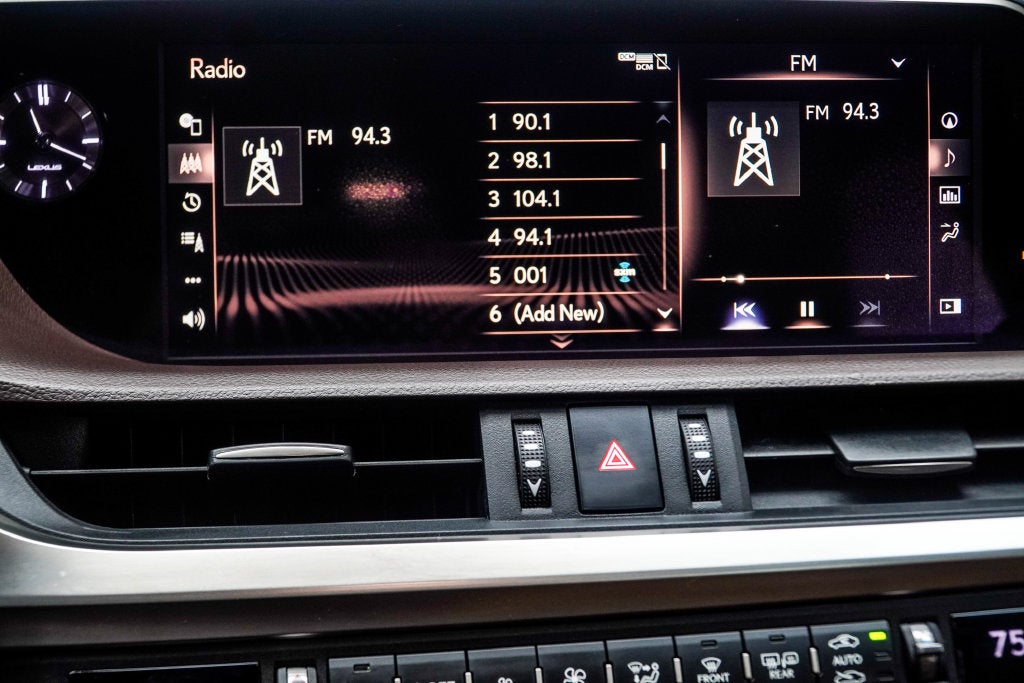 2020 Lexus ES 300h Ultra Luxury