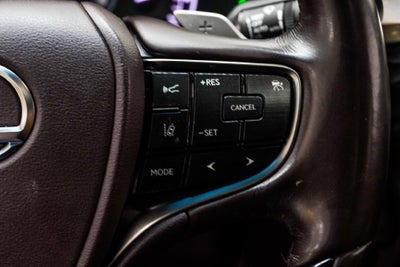 2020 Lexus ES 300h Ultra Luxury
