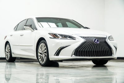 2020 Lexus ES 300h Ultra Luxury