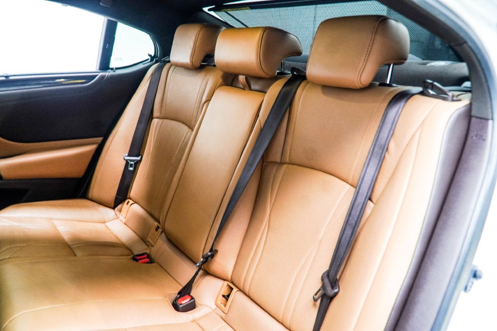 2020 Lexus ES 300h Ultra Luxury