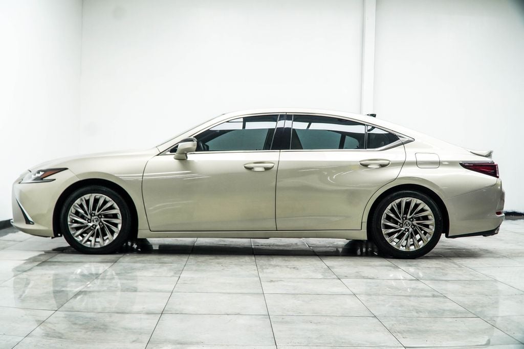 2022 Lexus ES 350 Ultra Luxury