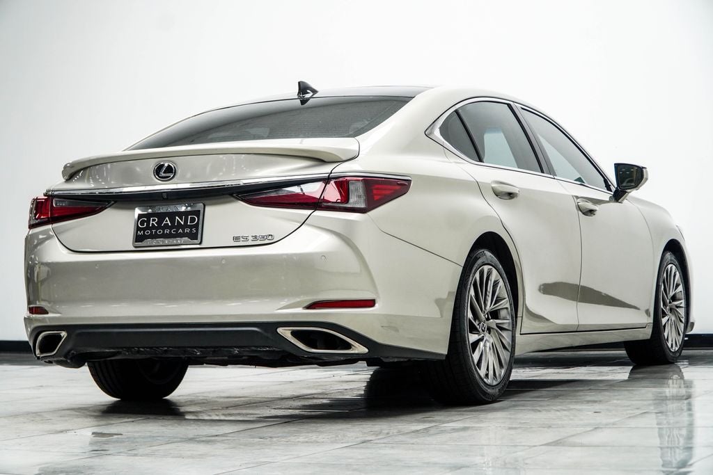 2022 Lexus ES 350 Ultra Luxury
