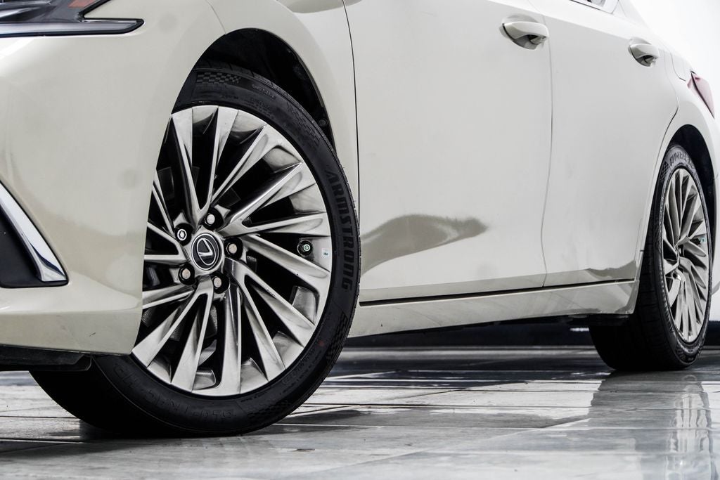 2022 Lexus ES 350 Ultra Luxury