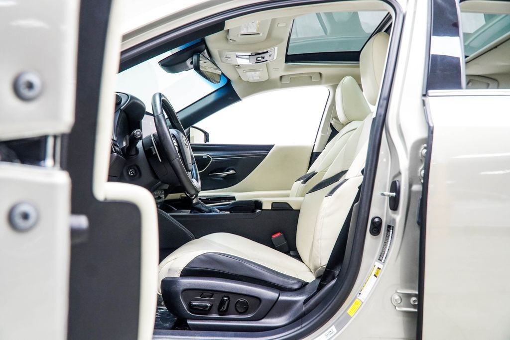 2022 Lexus ES 350 Ultra Luxury
