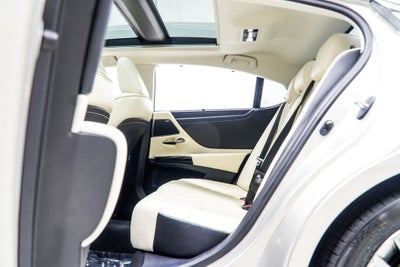 2022 Lexus ES 350 Ultra Luxury