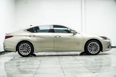 2022 Lexus ES 350 Ultra Luxury