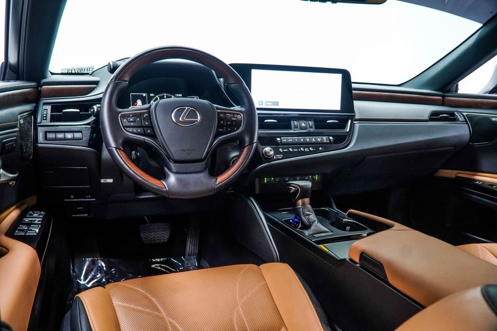 2025 Lexus ES 350 Ultra Luxury