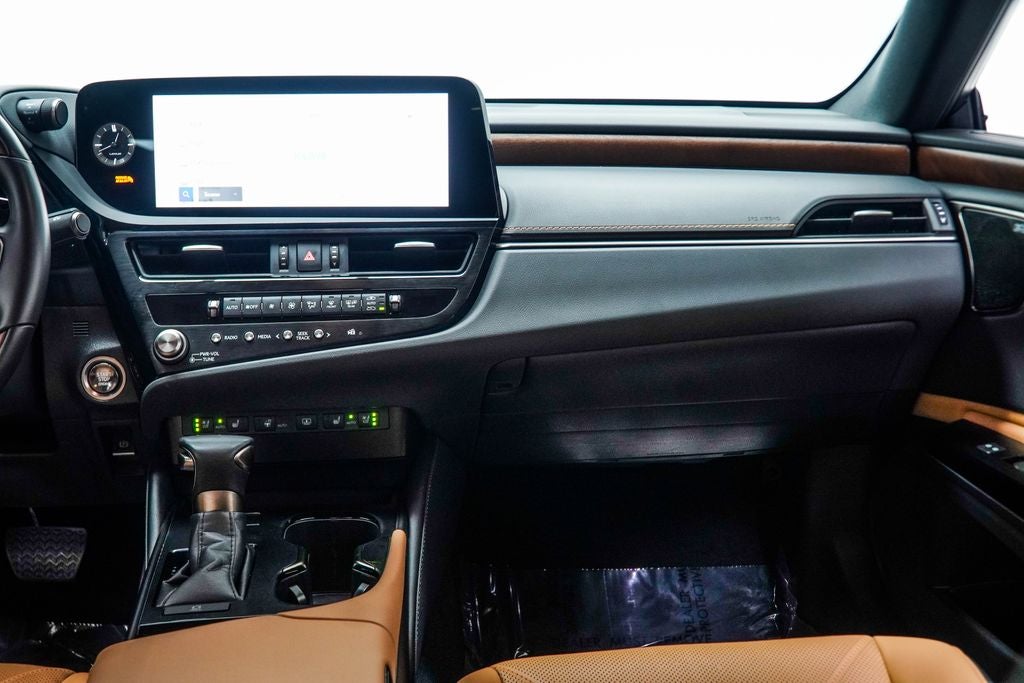 2025 Lexus ES 350 Ultra Luxury
