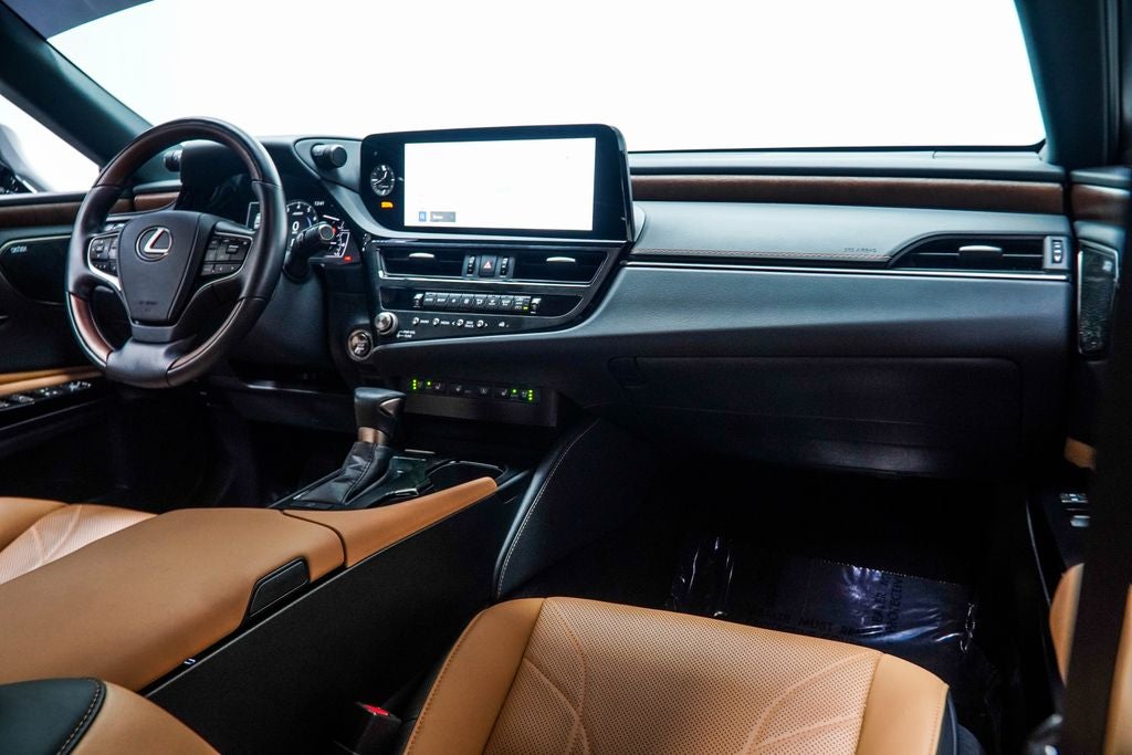 2025 Lexus ES 350 Ultra Luxury