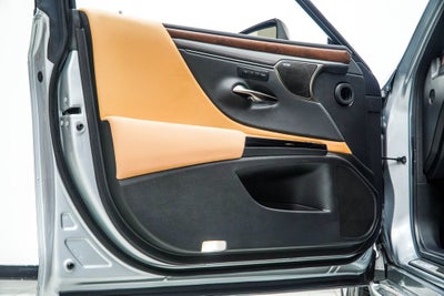 2025 Lexus ES 350 Ultra Luxury