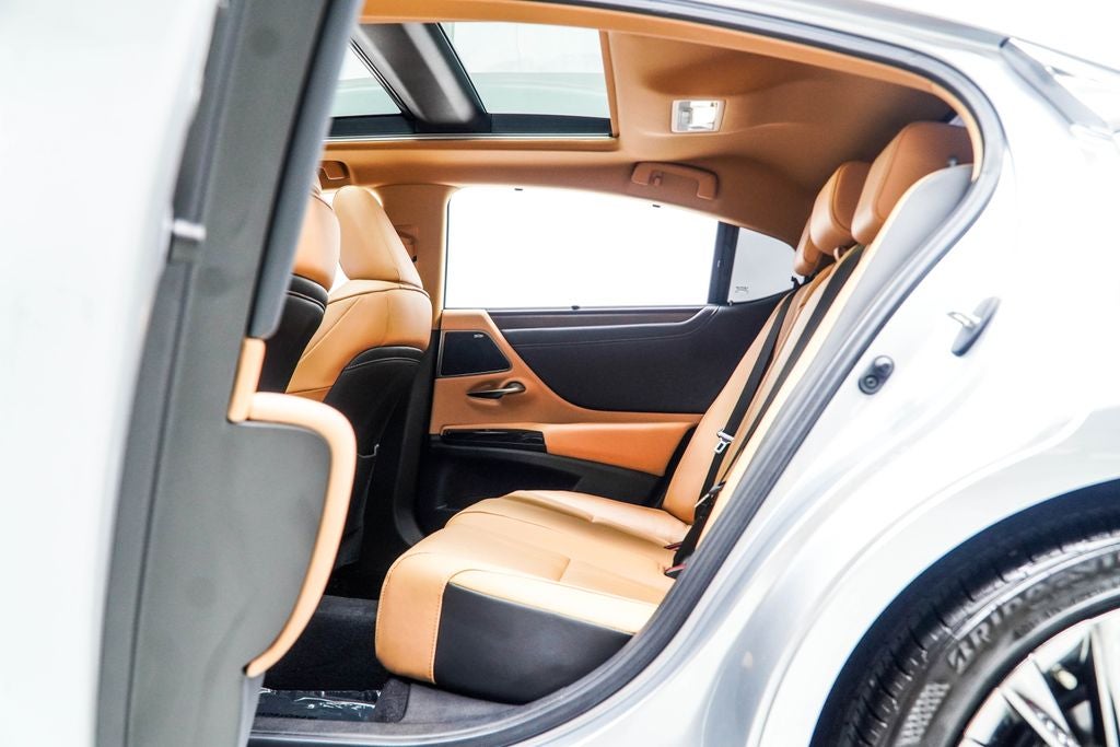 2025 Lexus ES 350 Ultra Luxury