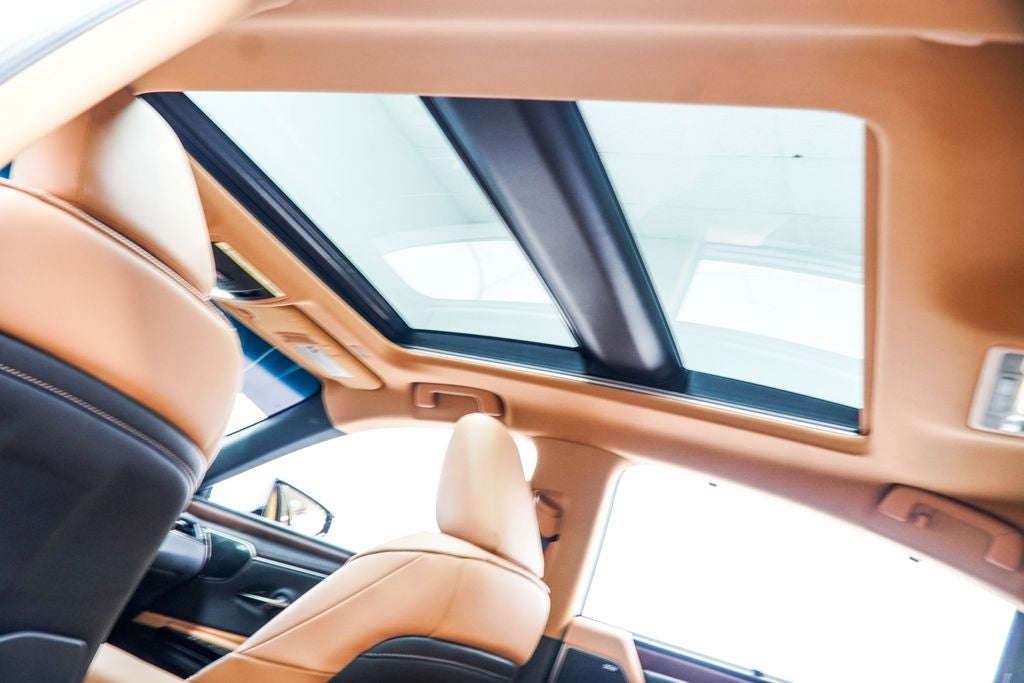2025 Lexus ES 350 Ultra Luxury