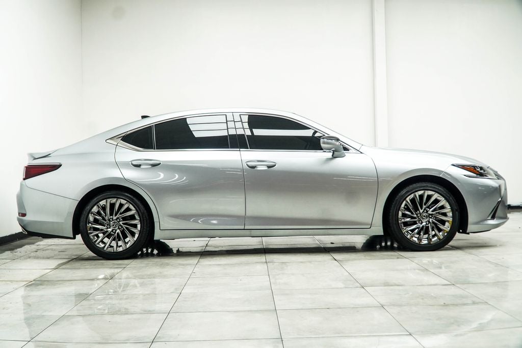 2025 Lexus ES 350 Ultra Luxury