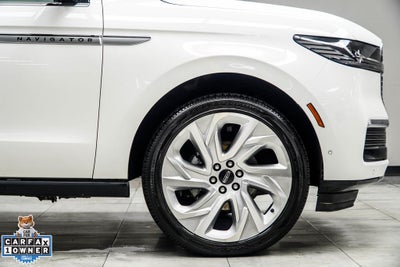 2025 Lincoln Navigator Reserve