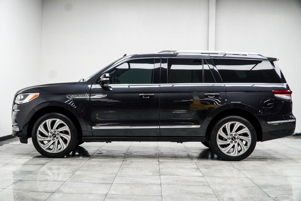 2024 Lincoln Navigator Premiere