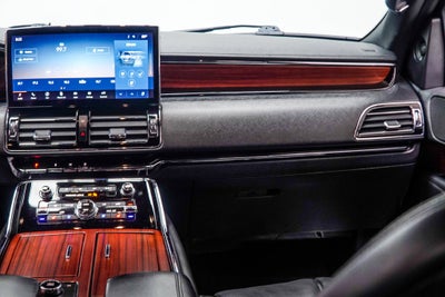 2024 Lincoln Navigator Premiere