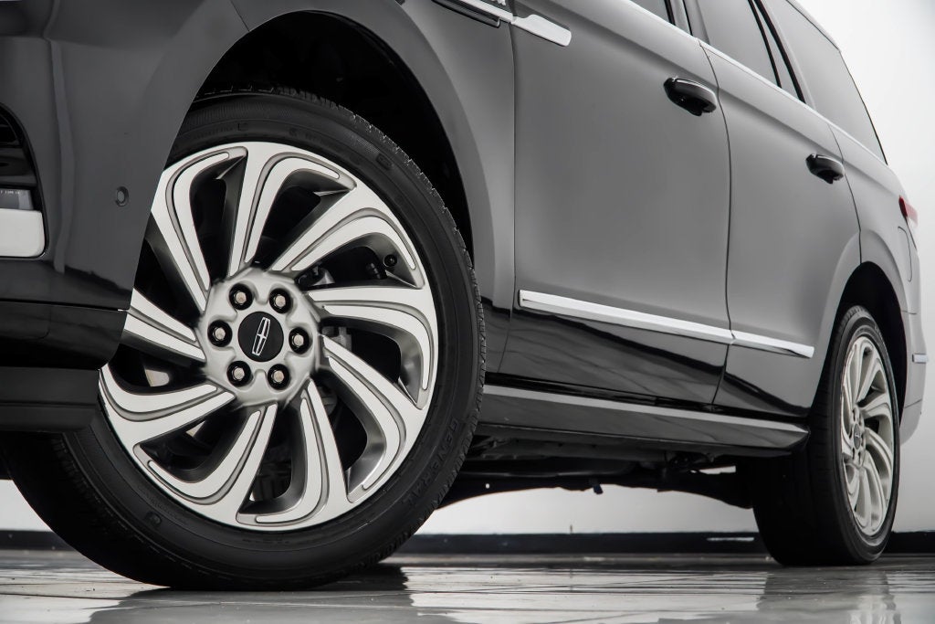 2024 Lincoln Navigator Premiere