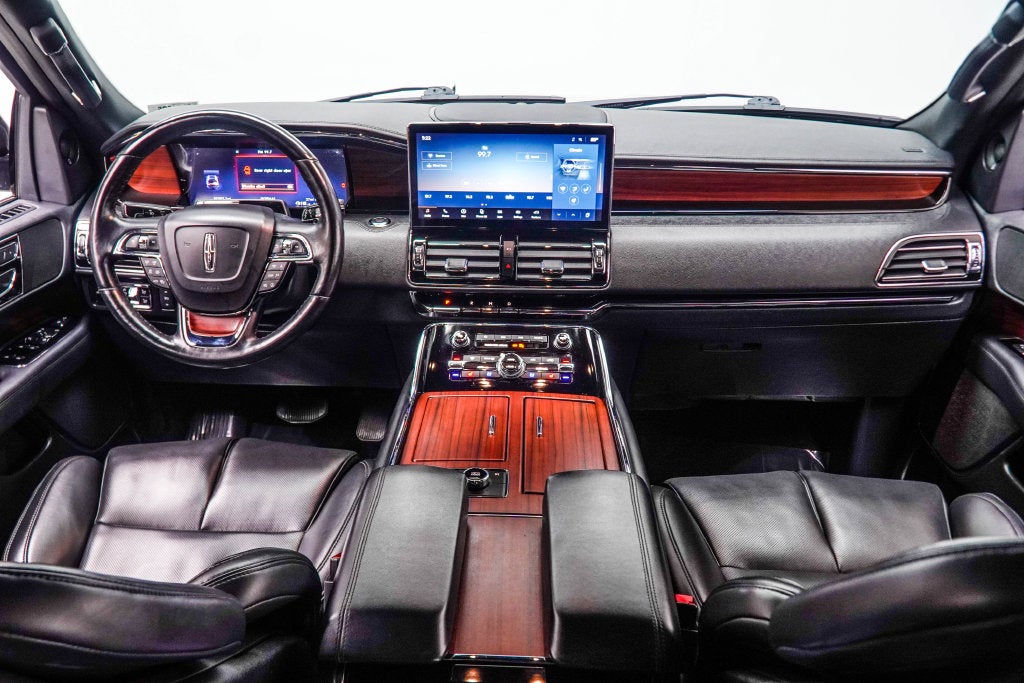2024 Lincoln Navigator Premiere