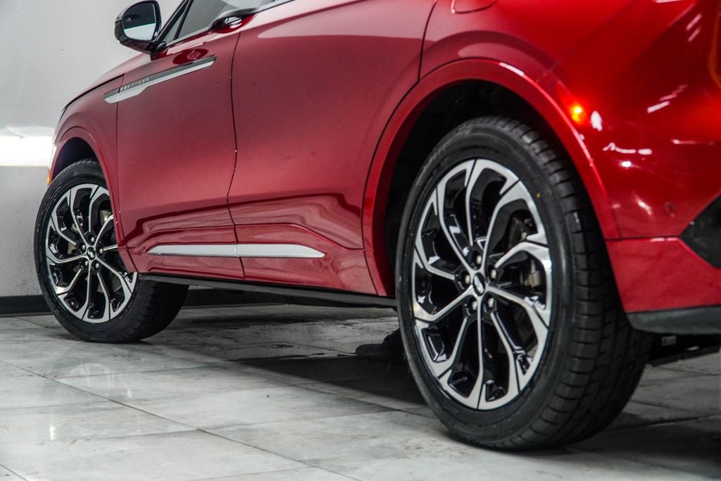 2024 Lincoln Nautilus Reserve