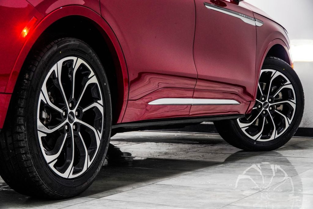 2024 Lincoln Nautilus Reserve