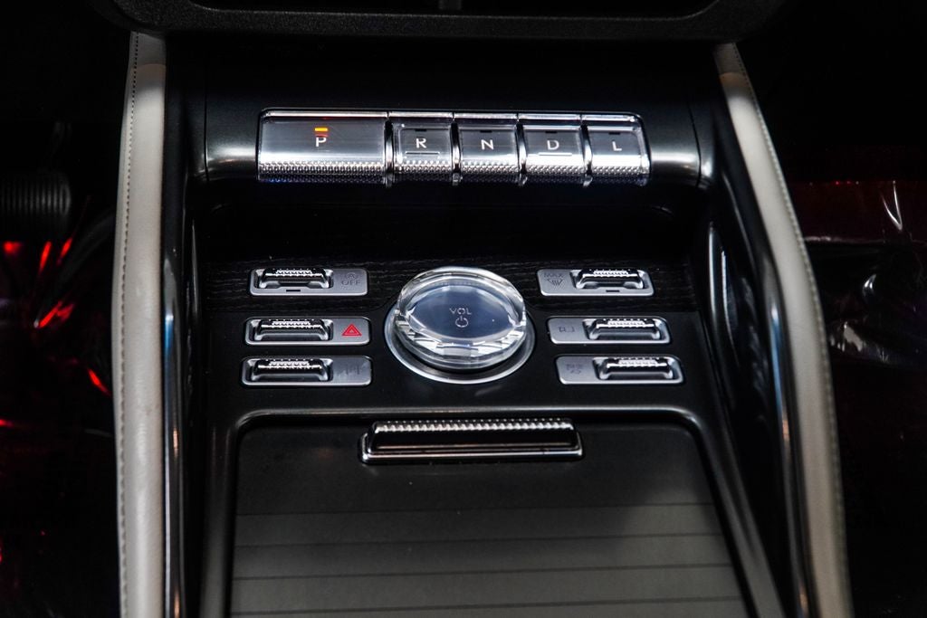 2024 Lincoln Nautilus Reserve