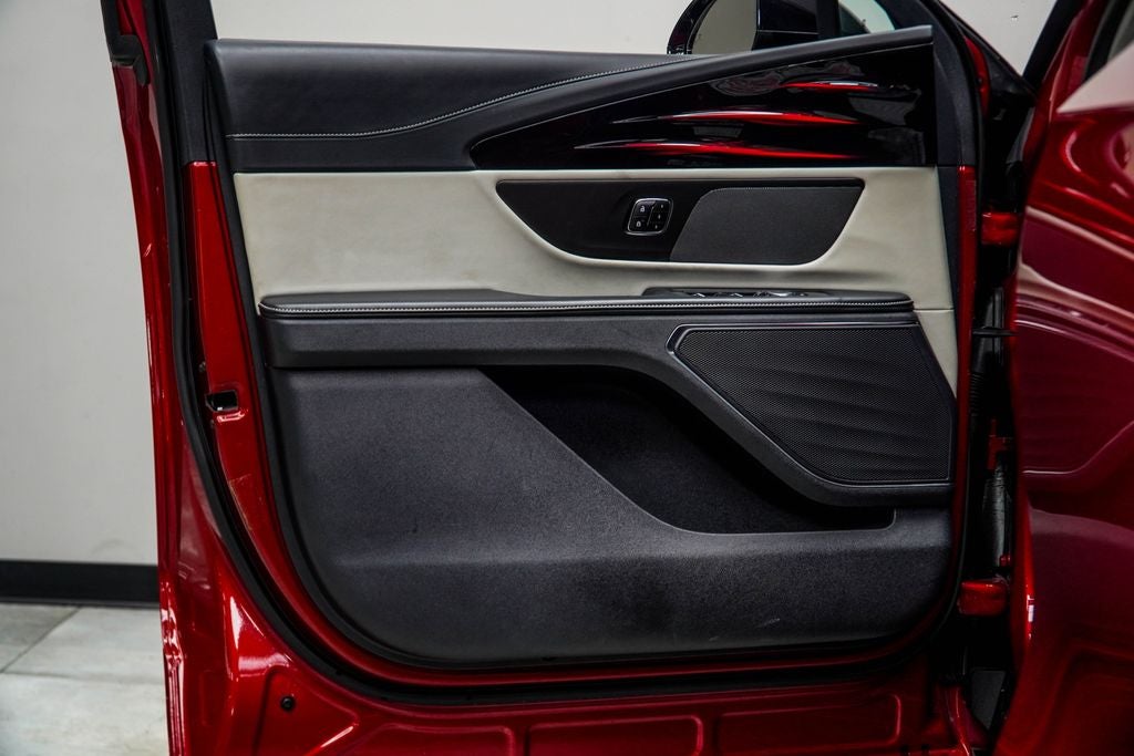 2024 Lincoln Nautilus Reserve