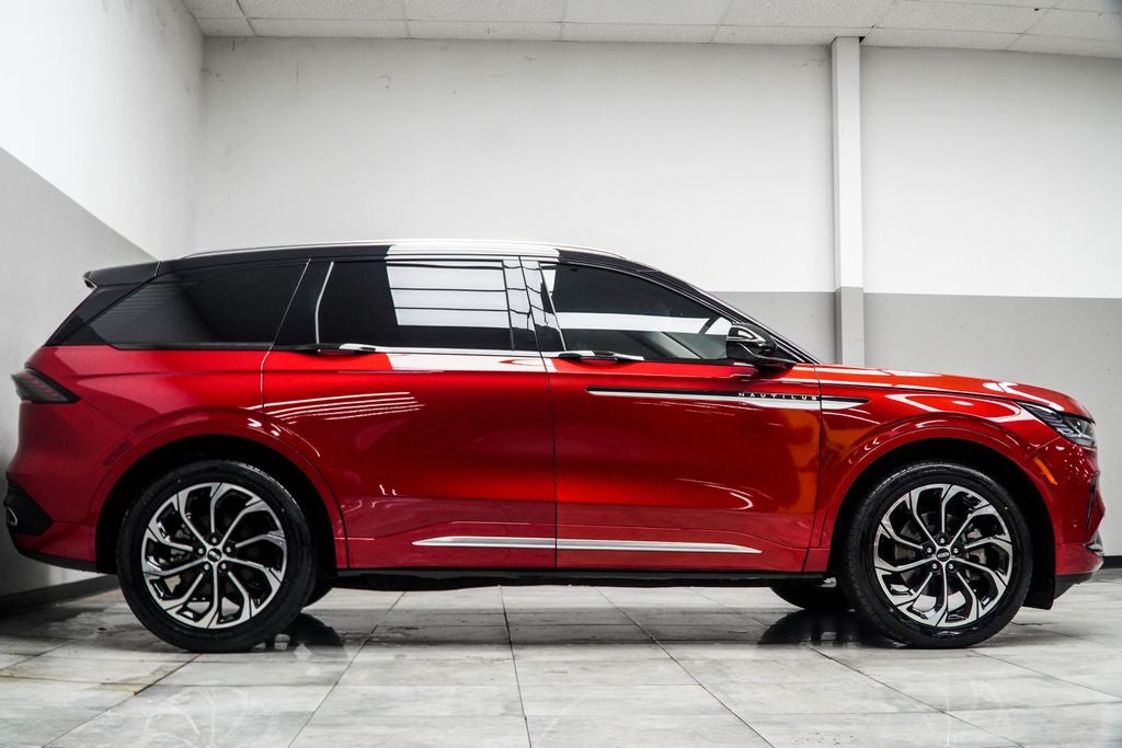 2024 Lincoln Nautilus Reserve