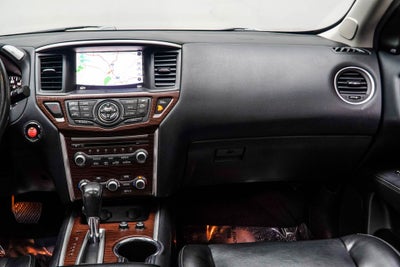 2017 Nissan Pathfinder Platinum