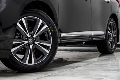 2017 Nissan Pathfinder Platinum