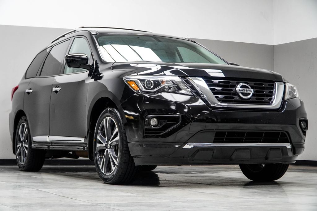 2017 Nissan Pathfinder Platinum