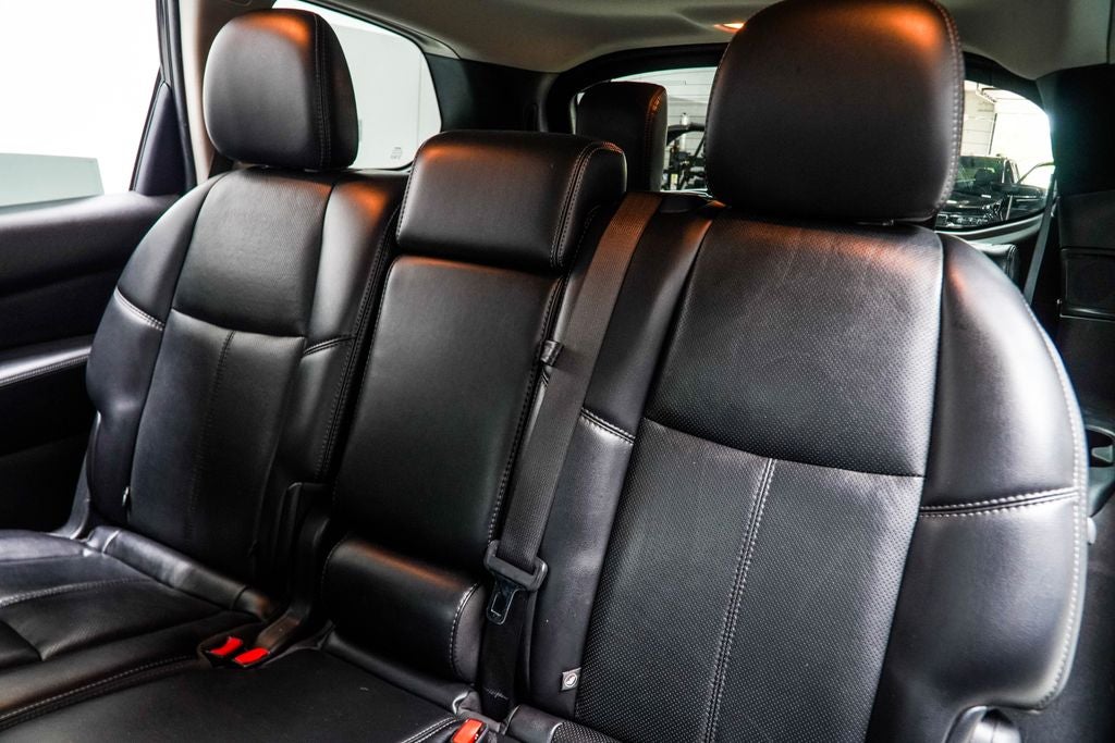 2017 Nissan Pathfinder Platinum