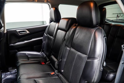2017 Nissan Pathfinder Platinum