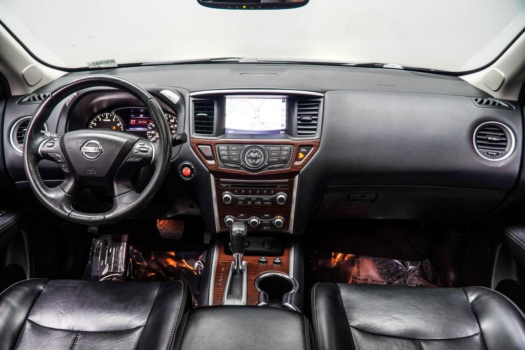 2017 Nissan Pathfinder Platinum