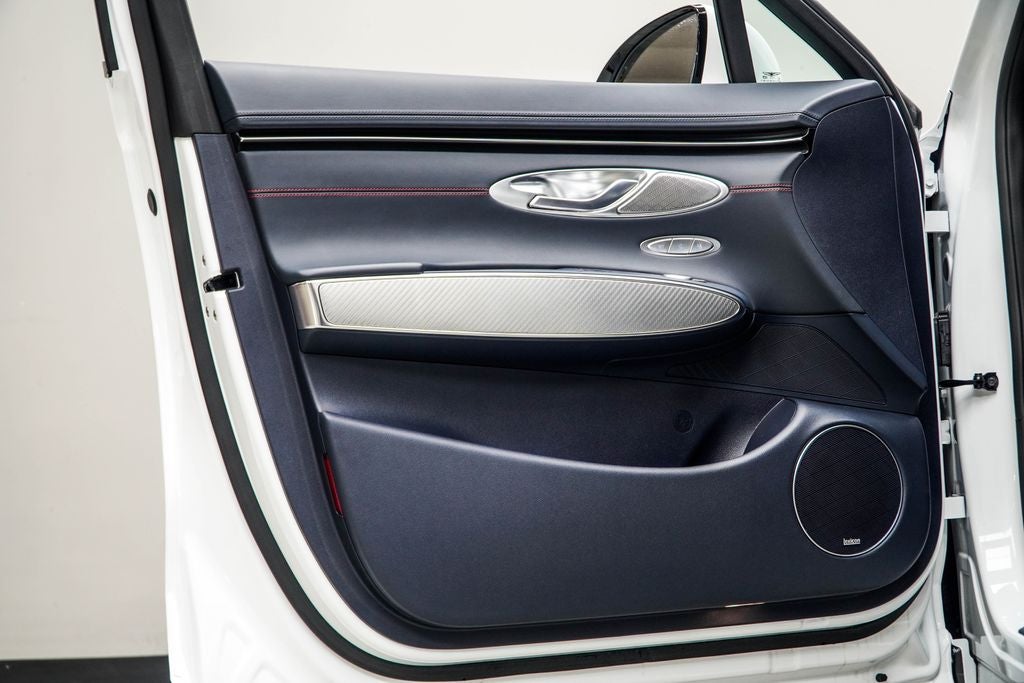 2024 Genesis GV70 2.5T