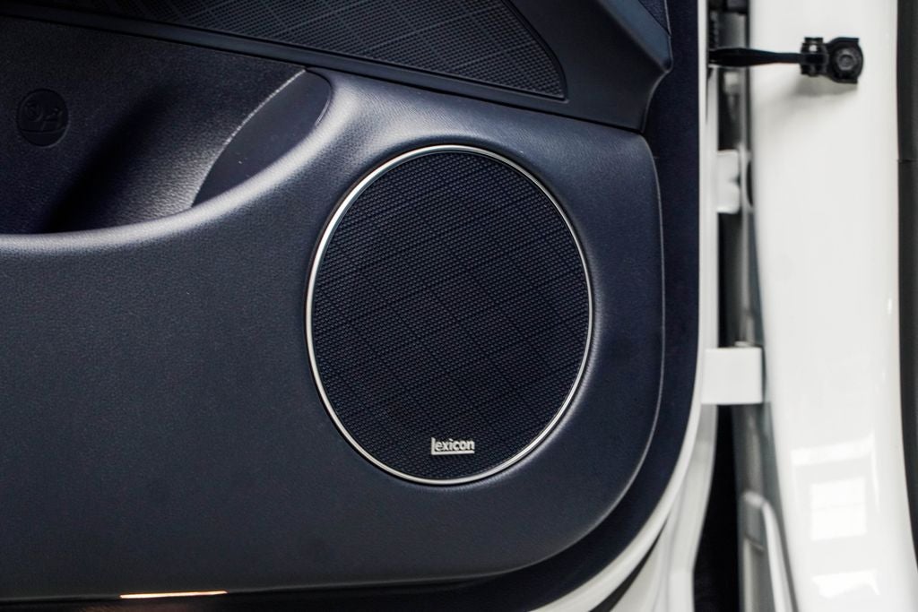 2024 Genesis GV70 2.5T