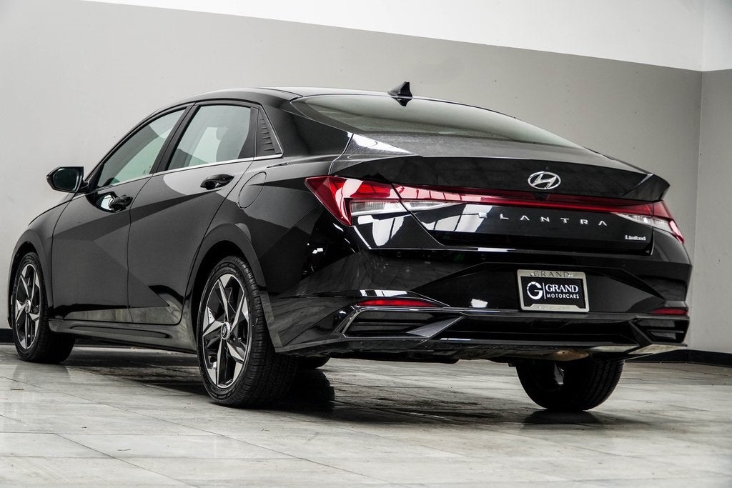 2022 Hyundai Elantra Limited