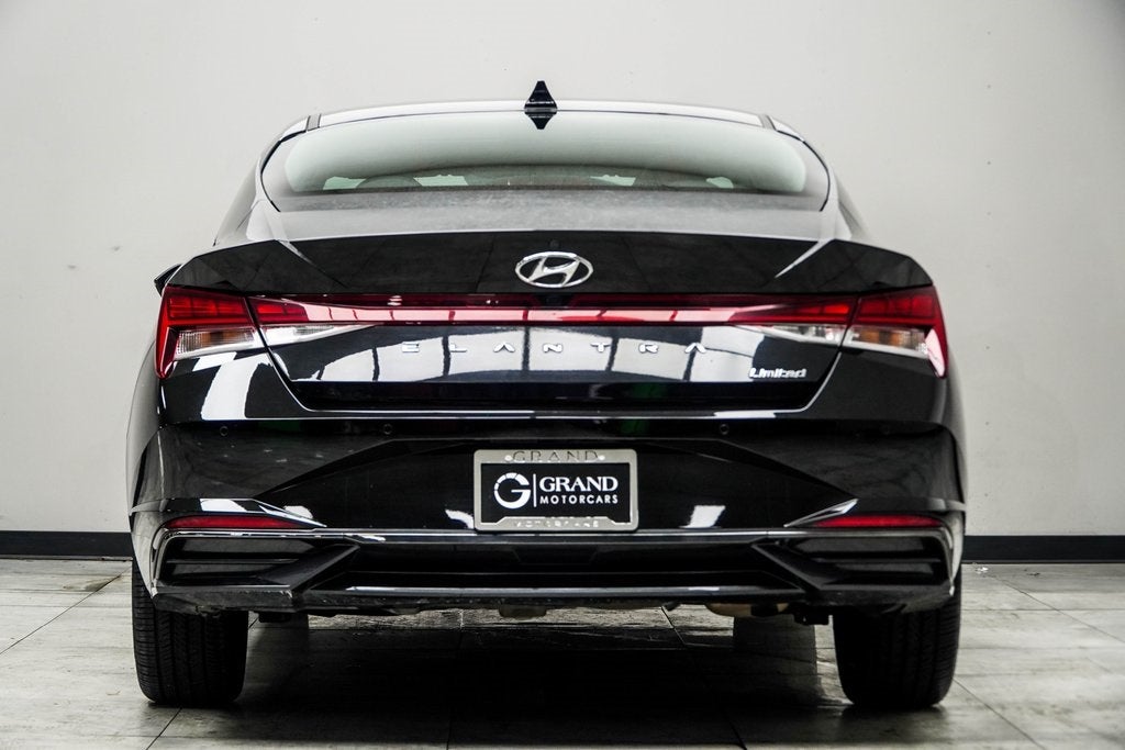 2022 Hyundai Elantra Limited