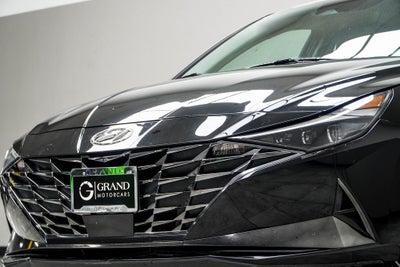 2022 Hyundai Elantra Limited