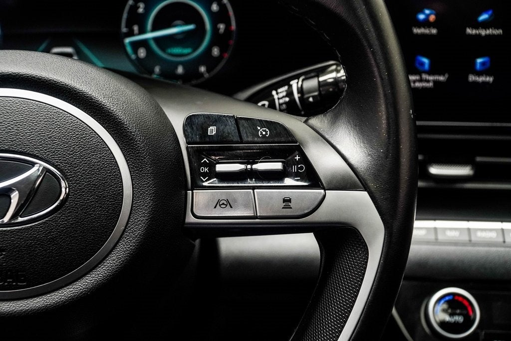 2022 Hyundai Elantra Limited