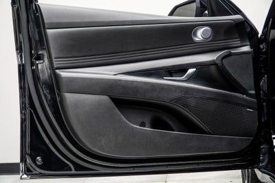 2022 Hyundai Elantra Limited