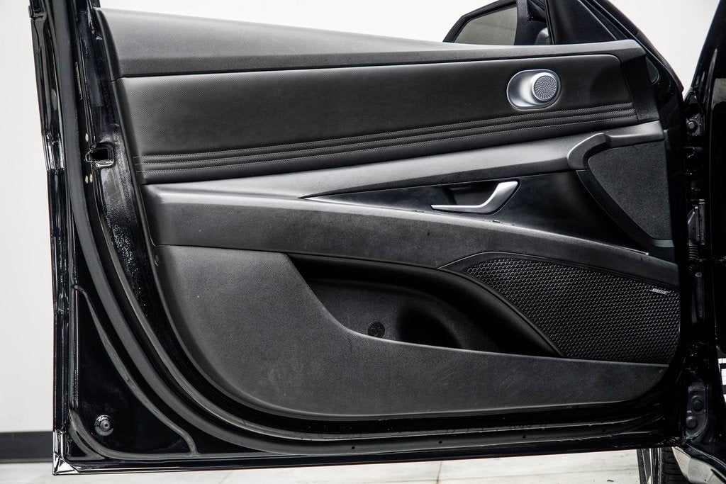 2022 Hyundai Elantra Limited