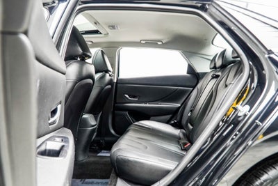 2022 Hyundai Elantra Limited