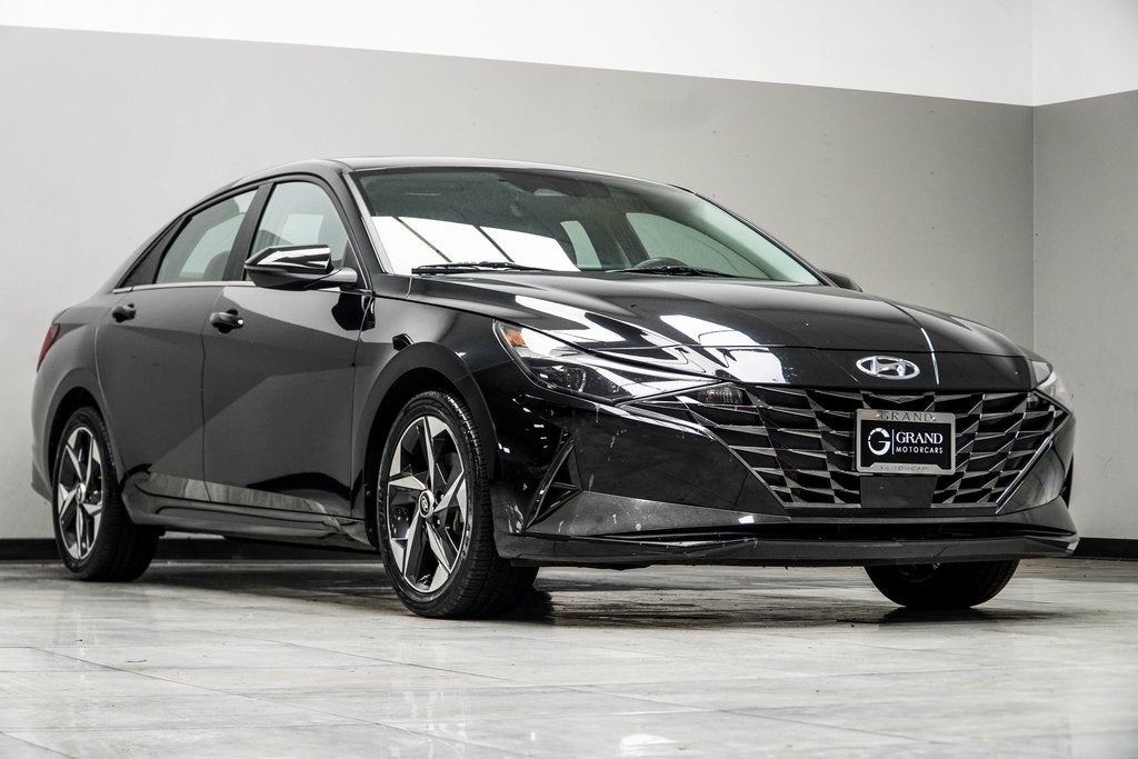2022 Hyundai Elantra Limited