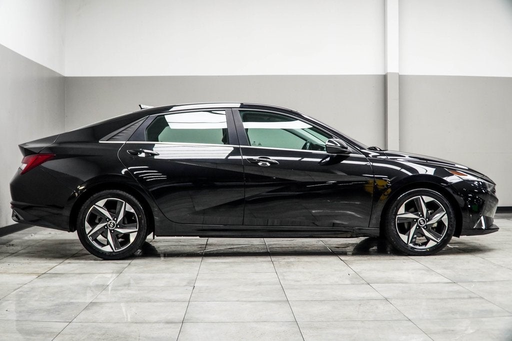 2022 Hyundai Elantra Limited