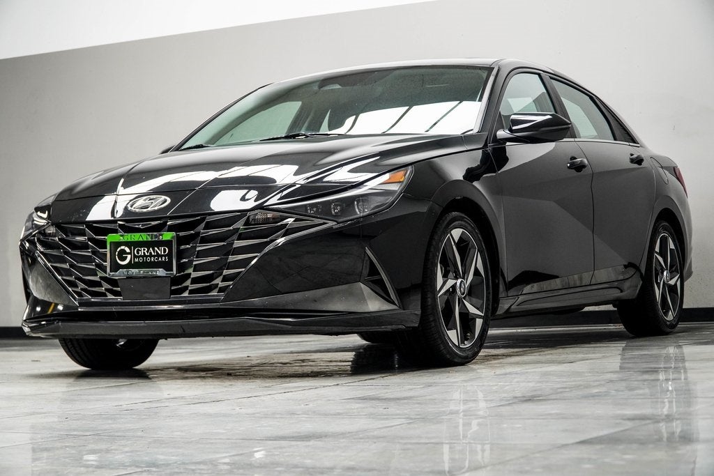 2022 Hyundai Elantra Limited